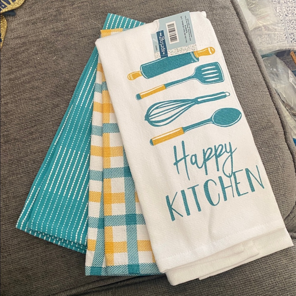 Hobby Lobby “Happy Kitchen” 3PC Hand Towel Set